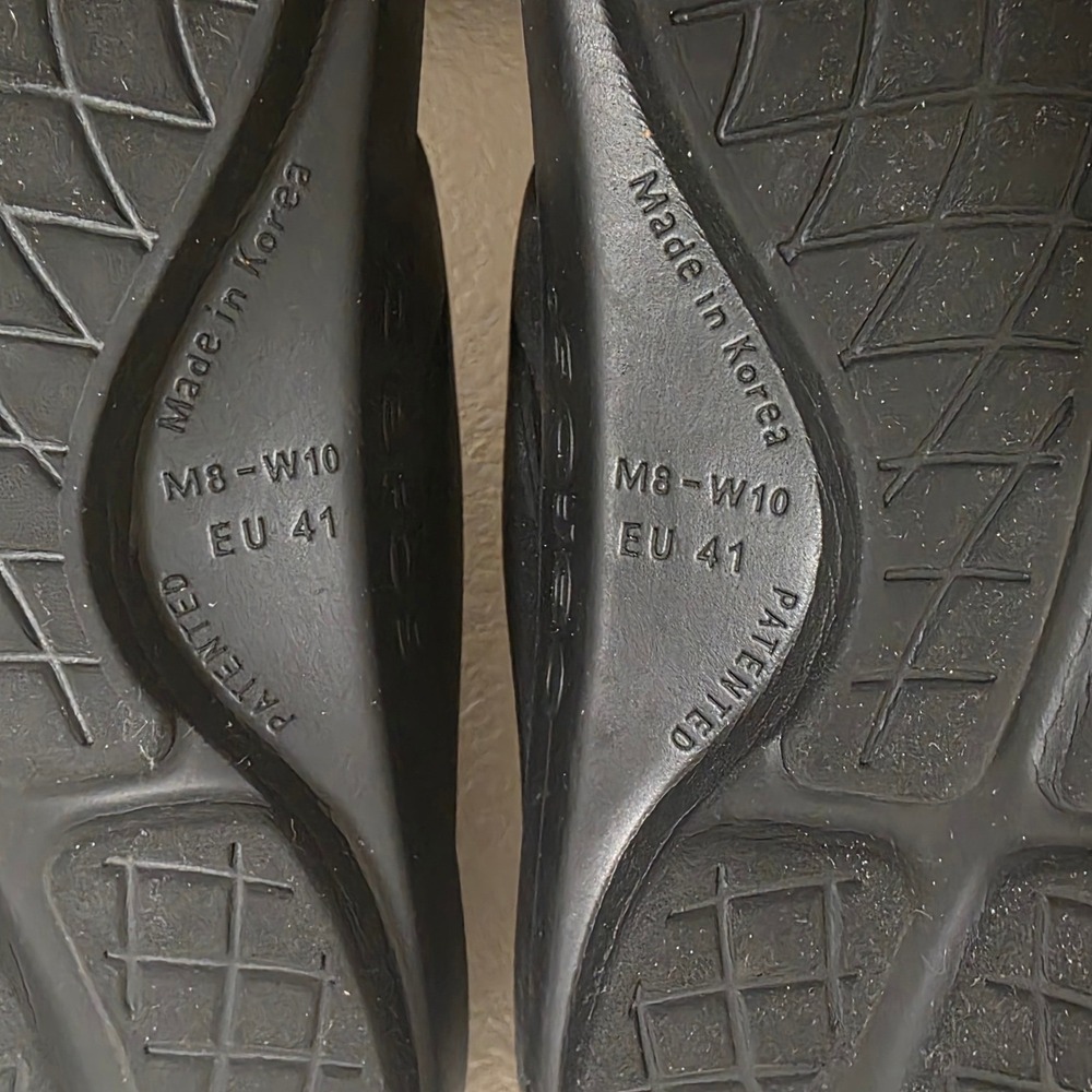 OOFOS Recovery Sandals Unisex Mens 8 Womens 10 Black Flip Flop Comfort - Picture 7 of 7